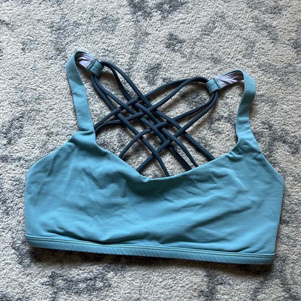 Lululemon Free To Be Bra Wild Rip Tide / Sea Steel No Pads Sz 6 New Style